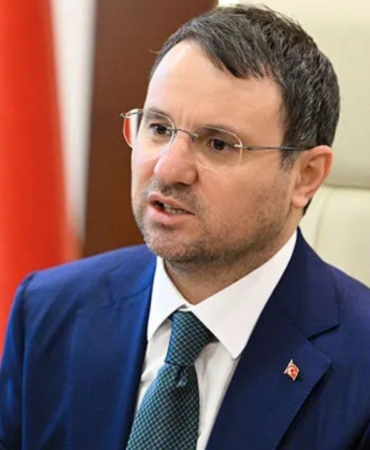 akin-gurlek-1789535527.jpg