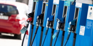 almanya-benzin-petrol-akaryakit-reu-2488739.jpg