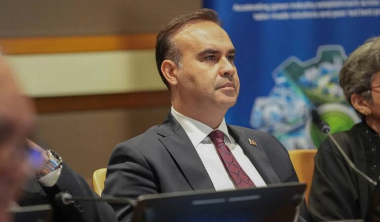 Bakan Kacır’dan Amerikan firmalarına davet: Türkiye’de iş birliği yapalım ve büyüyelim
