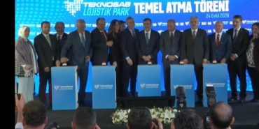 cumhurbaskani-yardimcisi-cevdet-yilmaz-lojistikte-guclenmeden-ihracatta-hedef-buyutemeyiz-1790262727.jpeg