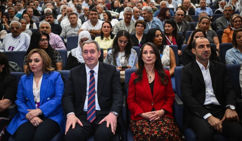 DEM Kongresi ile eş zamanlı olarak gerçekleştirildi.