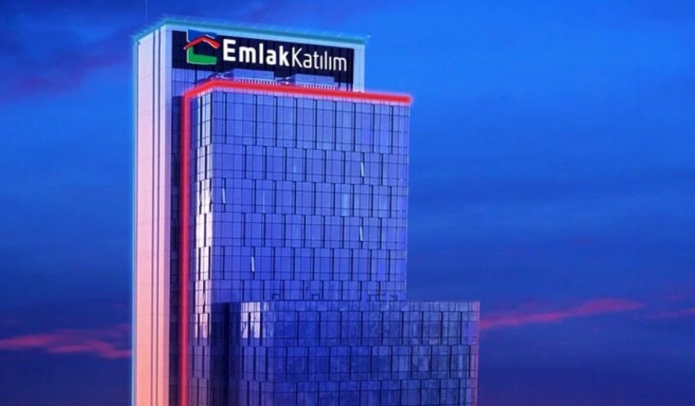 Emlak Katılım, 3 firmanın hisselerini devretmek için başvuruda bulundu.