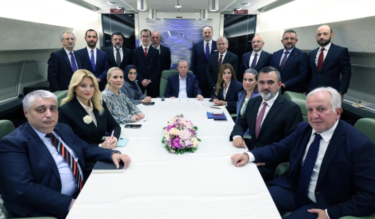 Şanghay İşbirliği Teşkilatı üyeliği, Batı ile ilişkileri sonlandırmak anlamına gelmiyor.