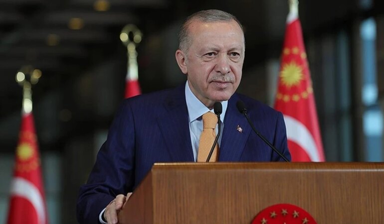 Cumhurbaşkanı Erdoğan açıkladı: 15 bin kiralık konut için başvuru tarihi belirlendi.