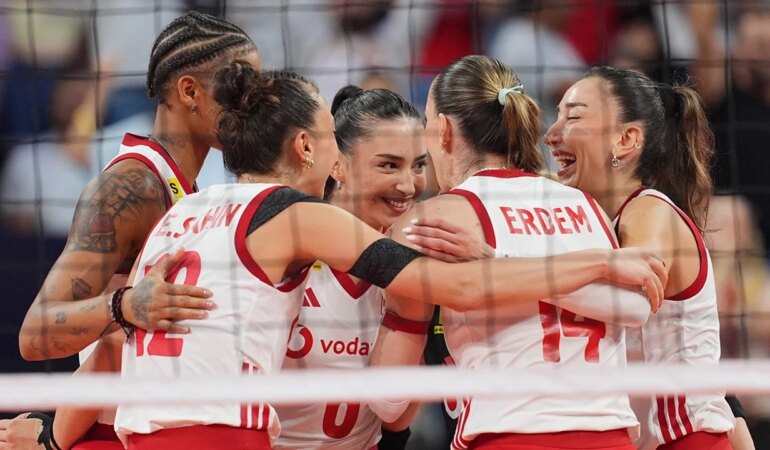 Filenin Sultanları Avrupa Şampiyonası’nda finale yükseldi.