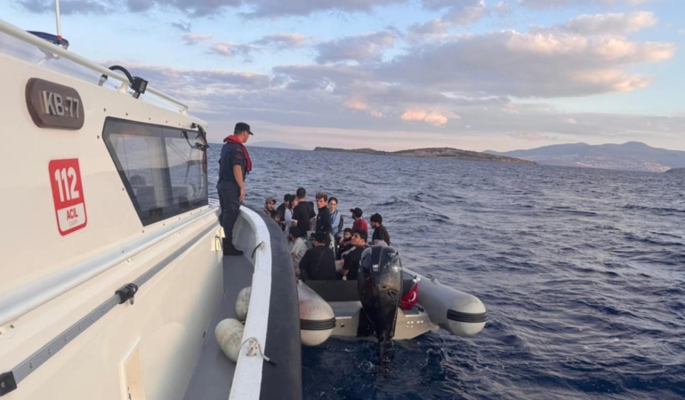 İzmir’de 19 düzensiz göçmen tespit edildi.