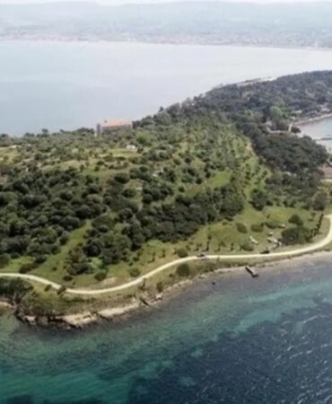izmir-karantina-adasinda-neler-yasandi-dunyada-kalan-son-uc-ornekten-biri-1789810653825.jpeg