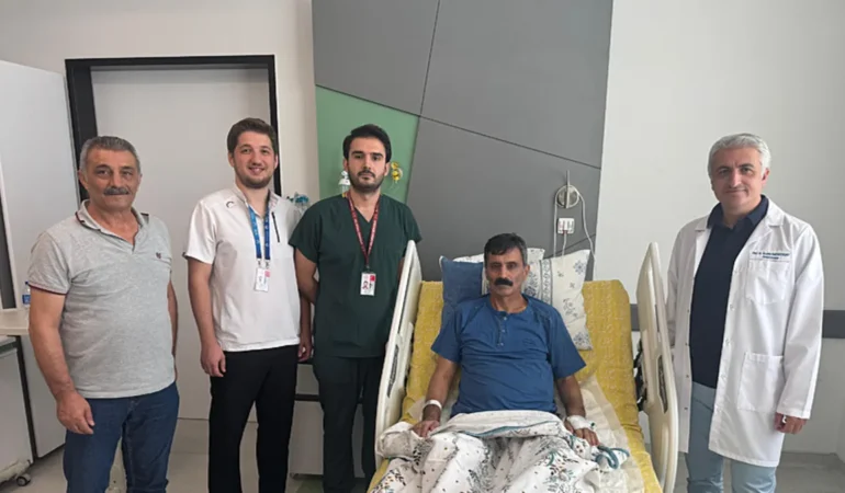 İzmir’de 6 yıllık ihmalin sonuçları ağır oldu! Karnından 2,5 kiloluk kitle çıktı! Doktorlar şaşkın!