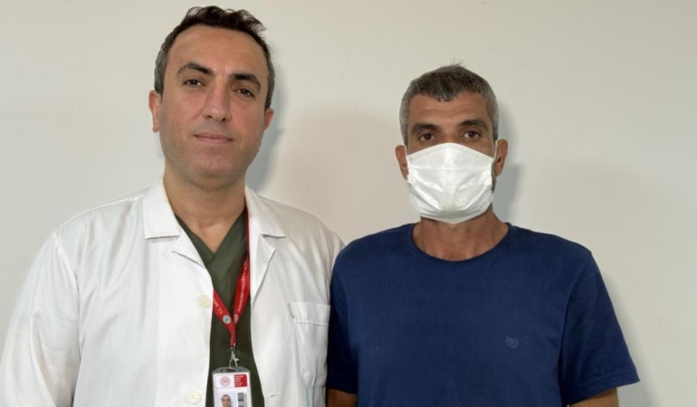 Akciğerinden kemik çıktı; “Kemikleri seven biriyim, bu durum beni şaşırtmadı” diye belirtti.