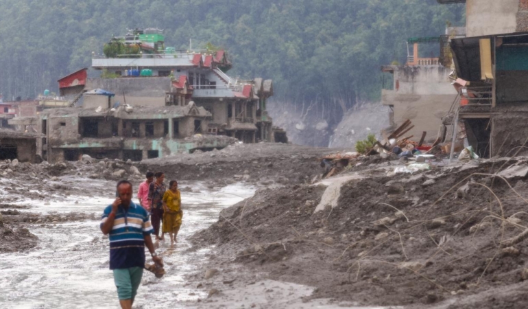 Nepal’deki sel felaketinde ölü sayısı 1385’e ulaştı.