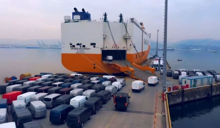 Ağustos’ta lider sektör, otomotiv ihracatı oldu.