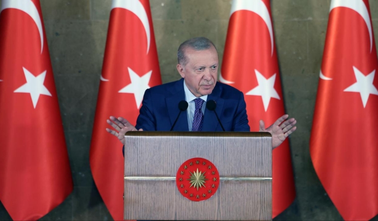 Darbe dönemlerinde yaşanan en utanç verici kitap katliamları.