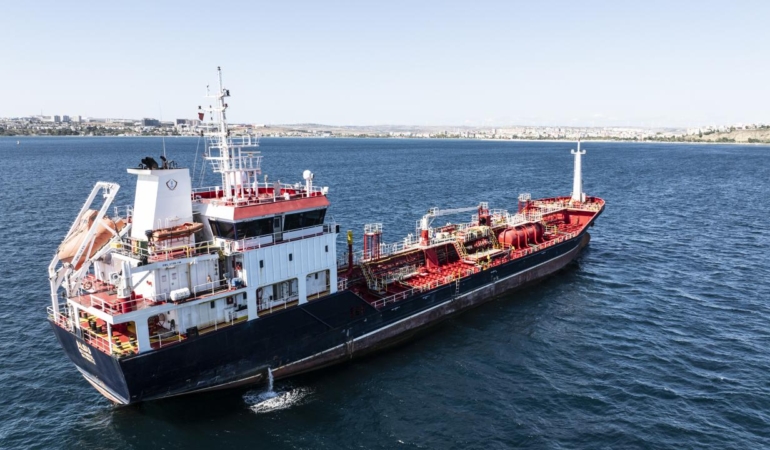 Silivri açıklarında gerçekleşen gemi kazasıyla bağlantılı olarak 2 kişi için tutuklama talep edildi.