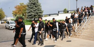 son-dakika-sokaklar-guvende-operasyonunda-flas-gelisme-13-kisi-tutuklandi-1789715675020.jpeg