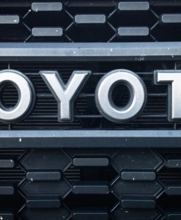 toyota-tarihinin-en-dikkat-cekici-5-spor-otomobili-cavk.jpg