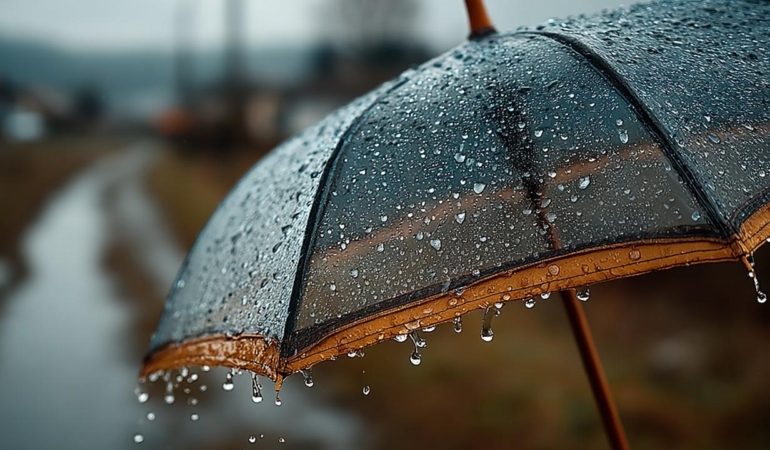 Hava durumu raporuna göre, yağışlı hava etkisini hafta sonu boyunca sürdürecek.