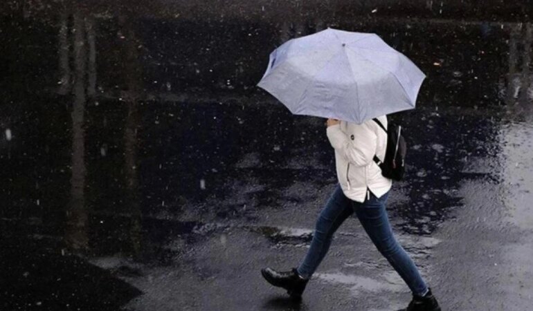 Karadeniz Bölgesi’nde gün boyu etkili olacak sağanak yağış beklentisi