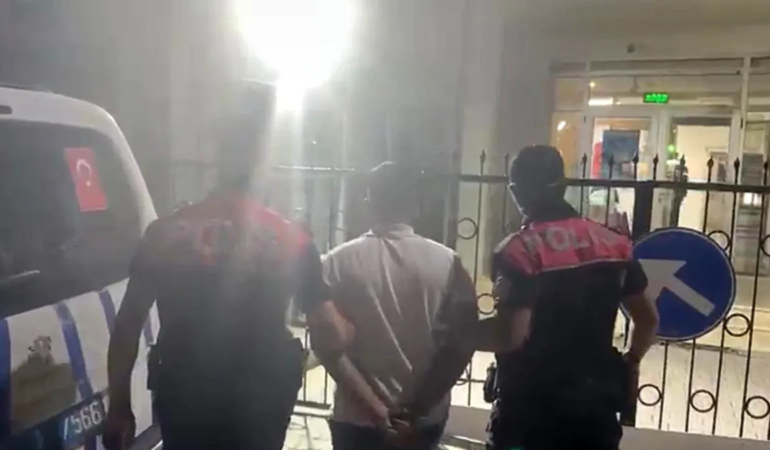 İzmir’de 14 yıldır aranan firari yakalandı!