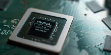 300-milyon-dolarlik-nvidia-cipi-cine-kacirmakla-suclanan-ceo-tutuklandi-gteq.jpg