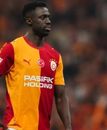 davinson-sanchez-isimizi-yaptik-i4lx.jpg