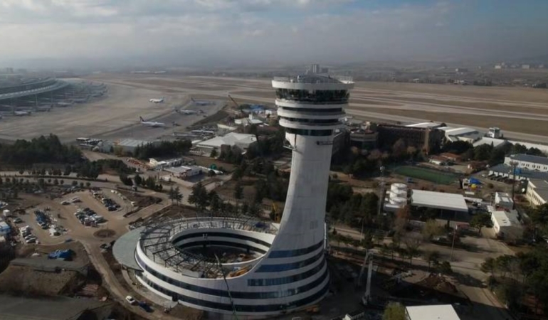 YHT İstasyonu ile Esenboğa Havalimanı Raylı Sistemle Birleştirilecek