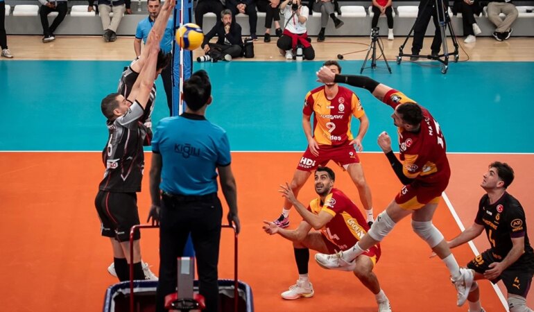 galatasaray-acus_cover.jpg
