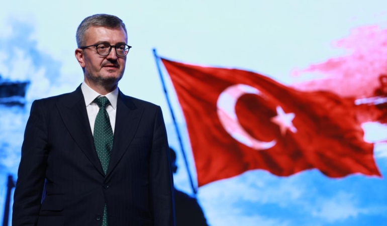 Türkiye, gençlerinin hayalleriyle daha güçlü bir geleceğe adım atıyor.