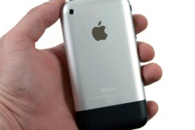 ilk-iphonedan-iphone-18-pro-maxe-20-yilda-neler-degisti-rzlg.jpg