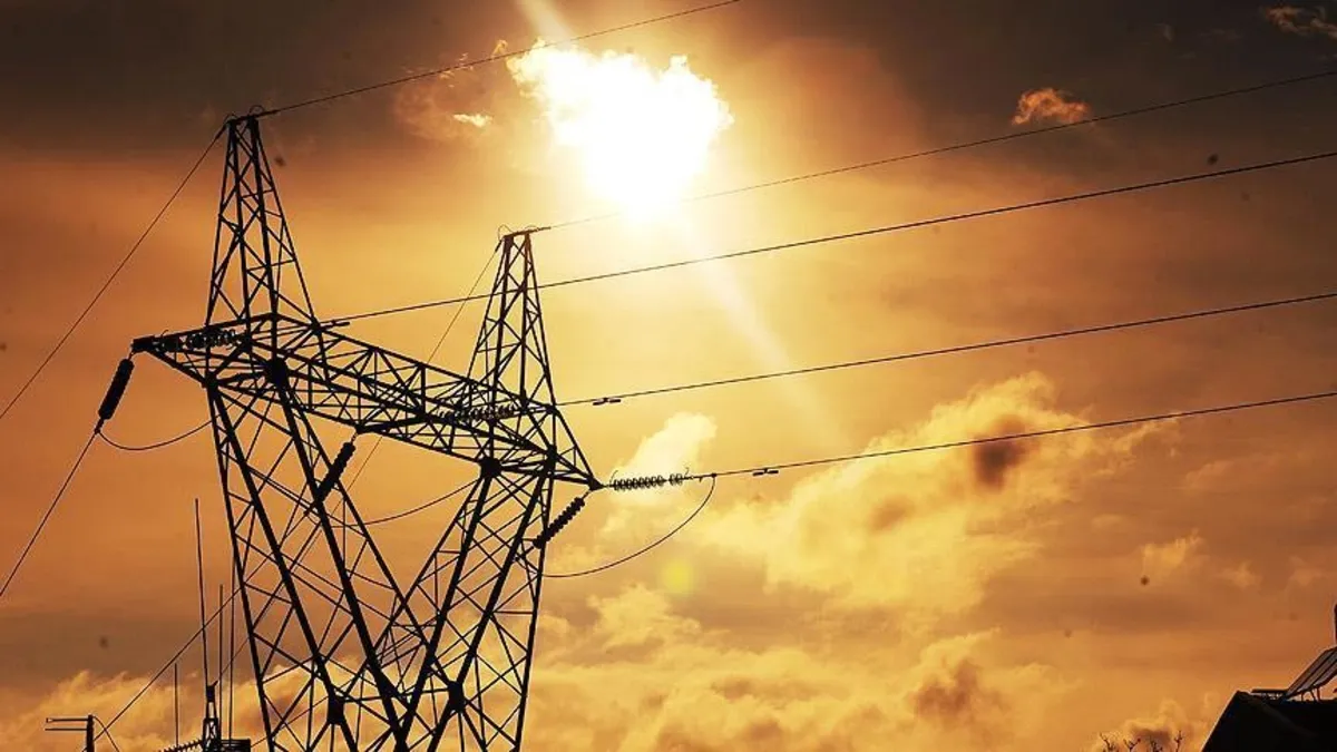 izmir-elektrik-kesintisi-gdz-duyurdu-yarin-izmirin-o-ilcelerinde-elektrik-olmayacak-1791290606456.jp_.webp