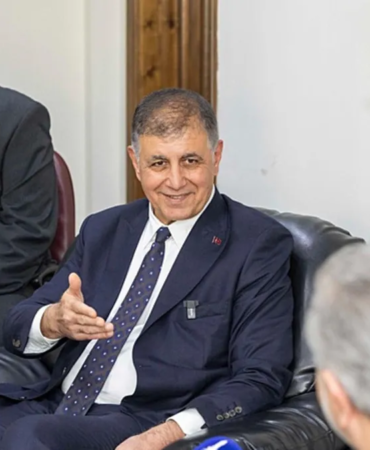 izmir-icin-cemil-tugaydan-mujdeler-art-arda-guzel-seyler-olacak-1792850720365.png