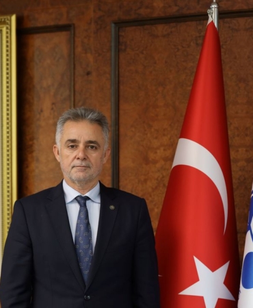 izto-yonetim-kurulu-uyesi-ismail-kahraman-insaat-sektoru-uretmek-istiyor-burokrasiye-takiliyor-17926.jpeg