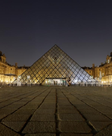 louvre-muzesi-reuter-1846115.jpg