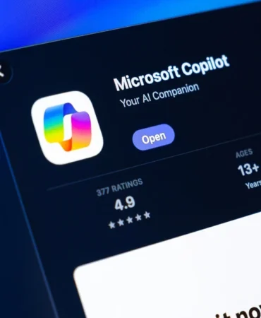 microsoft-ai-yoneticisi-mustafa-suleyman-hekimlerden-4-kat-yuksek-dogrulukla-teshis-koyan-yapay-zeka.webp