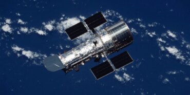 nasa-hubblei-kurtarmanin-yollarini-ariyor-2032-kritik-tarih-olabilir-rmf8.jpg