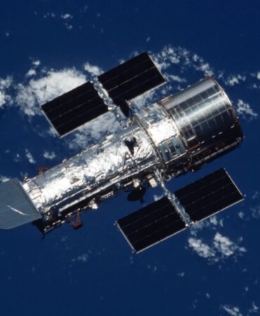 nasa-hubblei-kurtarmanin-yollarini-ariyor-2032-kritik-tarih-olabilir-rmf8.jpg