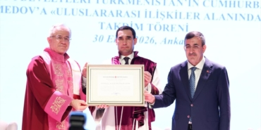 turkmenistan-cumhurbaskani-berdimuhammedov-fahri-doktora-aa-2500022.jpg