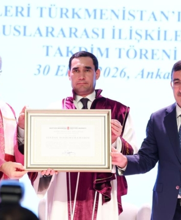 turkmenistan-cumhurbaskani-berdimuhammedov-fahri-doktora-aa-2500022.jpg