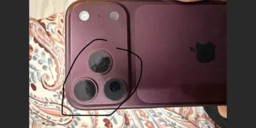 yeni-iphone-18-pro-sahipleri-kamera-modulu-etrafindaki-pembelesme-ve-renk-solmasi-nedeniyle-tepkili.webp